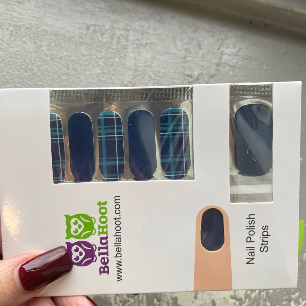 Blue Plaid Nail Polish Strips